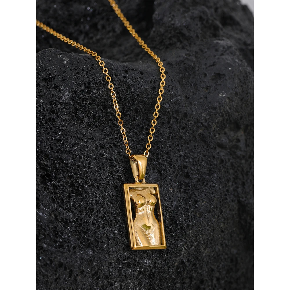 Statement Body Square Pendant Stainless Steel Statement Necklace Gold Color Texture Metal Personalized Jewelry 2023